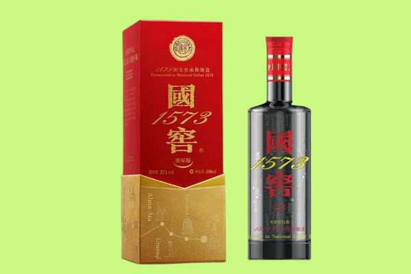 武昌区回收国窖1573.jpg